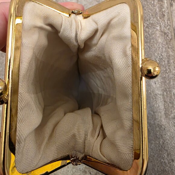 Vintage Needlepoint Purse Floral Metal kiss Clasp & Frame Coin Purse - Picture 4 of 5